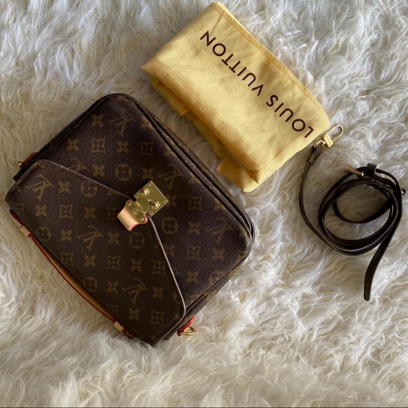 COPY - Original Louis Vuitton cross-multi wear bag. - Picture 3 of 10